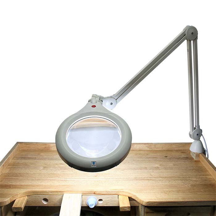 Daylight™ UltraSlim Magnifying Lamp XR RioGrande