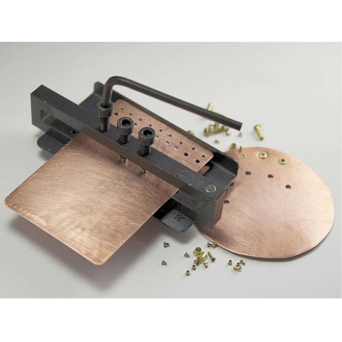 DELUXE 3 HOLE METAL PUNCH – Eugenia-C Design