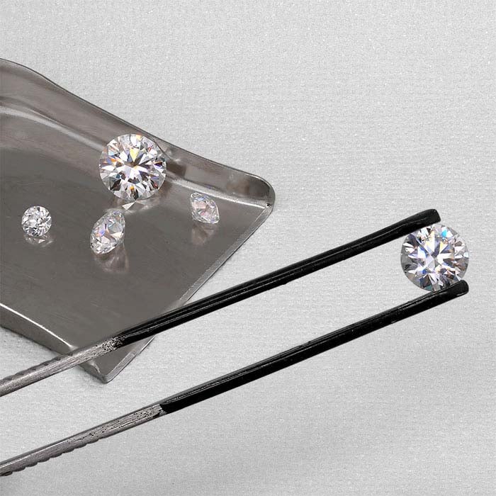 【HYERES LOR】25SS★ Essence Silver (W) Moissanite Flower NC Charles & Colvard® Forever One™ Moissanite Round Faceted